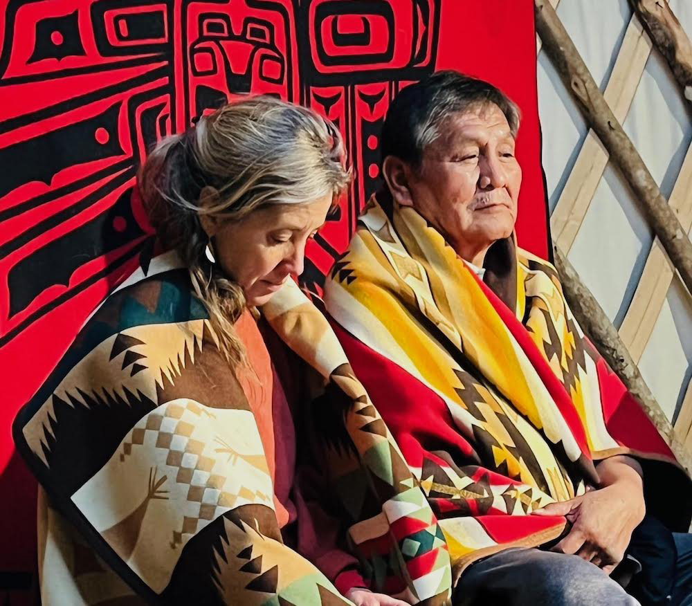 Dr. Kelly Jennings and James Ettsity Jr, Dinè medicine man