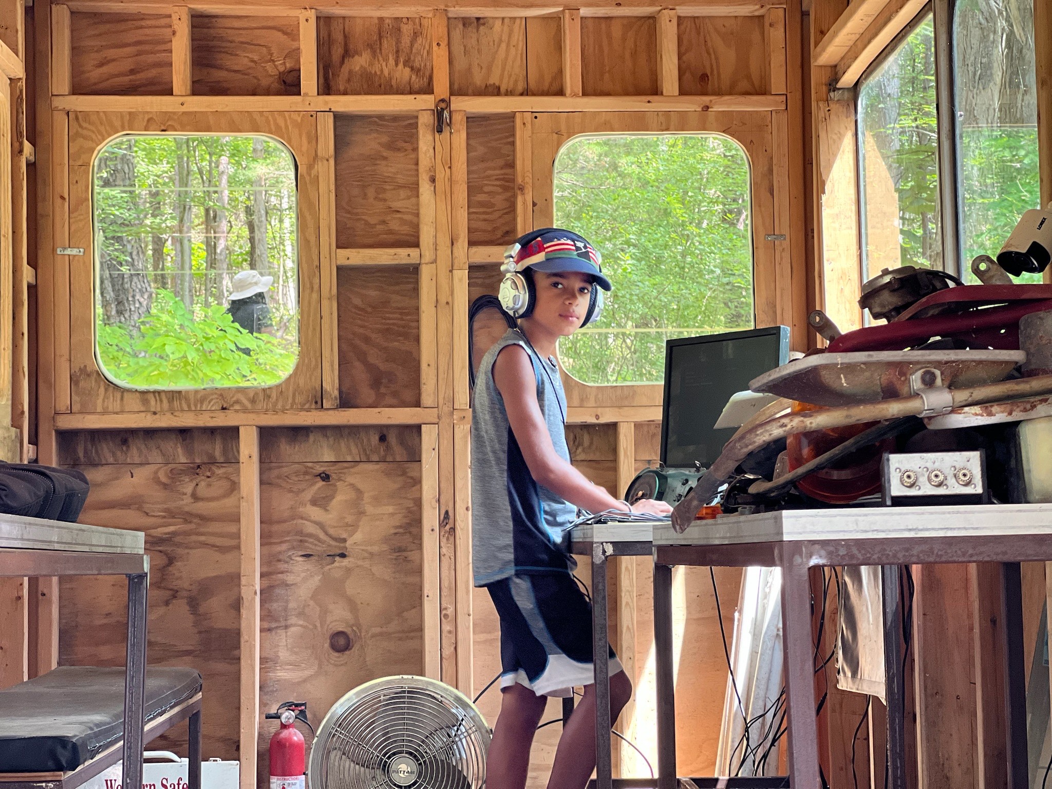 Kite's Nest Social Justice Leadership Academy (SJLA) visits Wave Farm