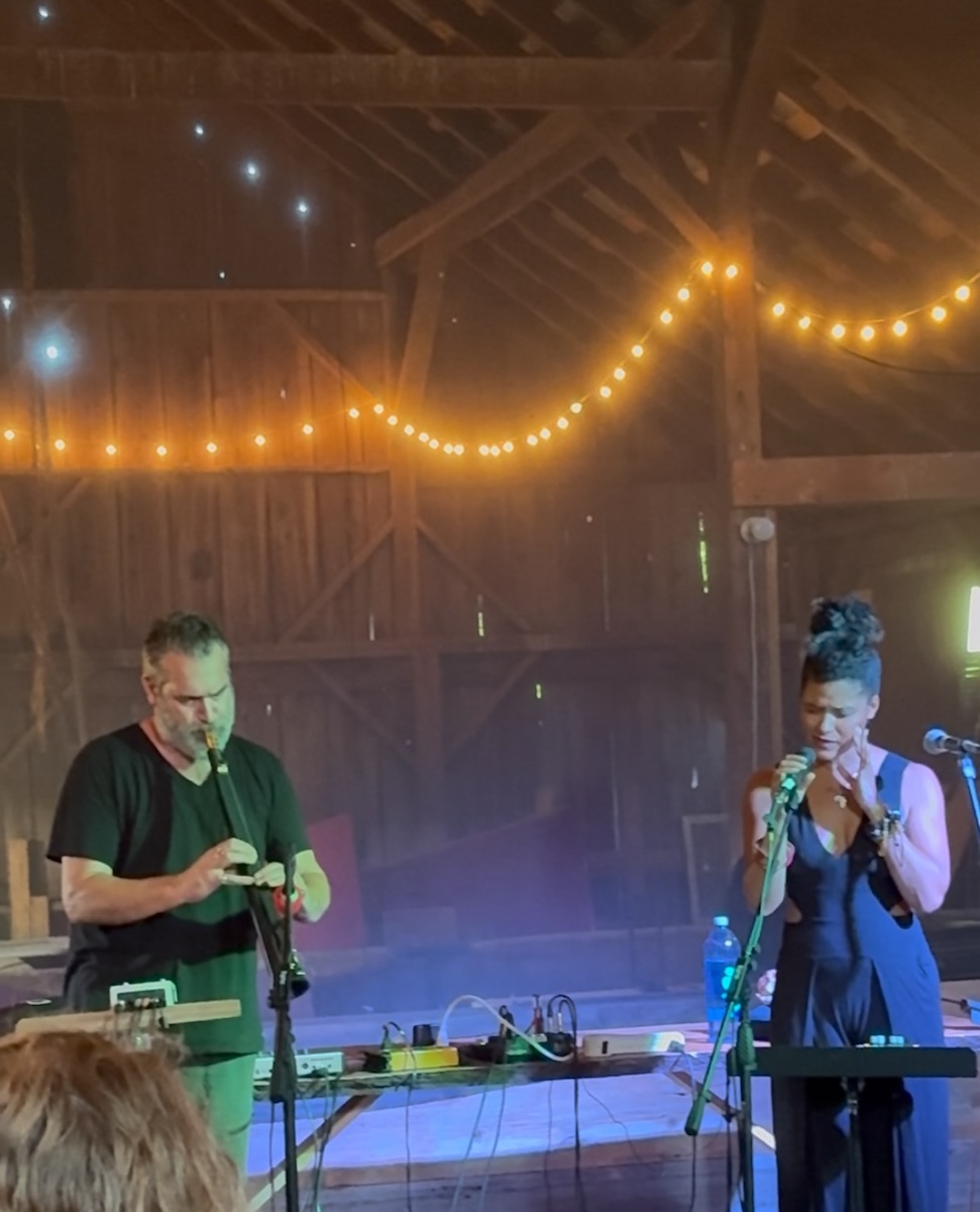 Paul Geluso and Leila Adu performing at Woodstockhausen East '25 on Friday, July 25, 2025